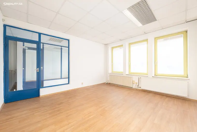 Prodej vícegeneračního domu 179 m², pozemek 186 m² – fotka 3