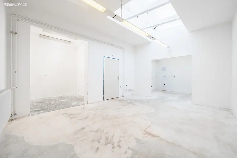 Pronájem kanceláře 179 m² Brno-Tuřany – fotka 3