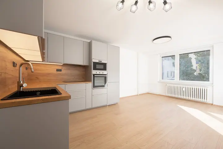 Pronájem bytu 3+kk 63 m2 Rosice
