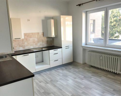 Pronájem bytu 3+1, Gočárova tř., Hradec Králové